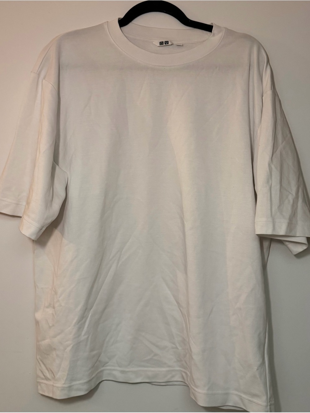 uniqlo tee